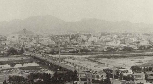 写真48 武生市街地遠景
