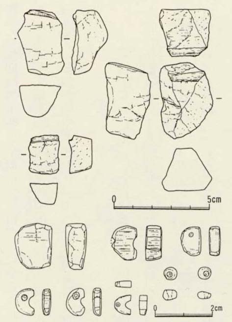 図51 翡翠小片と勾玉・小玉の実測図