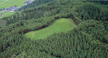 松岡古墳群中の手繰ケ城山古墳