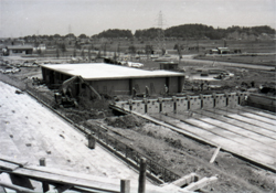 福井運動公園 水泳プール建設工事　1966年（昭和41）県広報写真60275　福井県文書館蔵