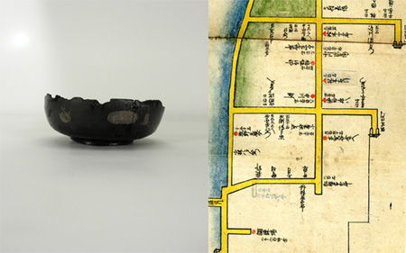 福井城下の武家地からから出土した椀、ポケット版家中屋敷地絵図　福井県文書館月替展示