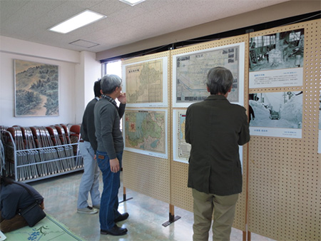 武生西公民館出前講座2　福井県文書館月替展示2015.1